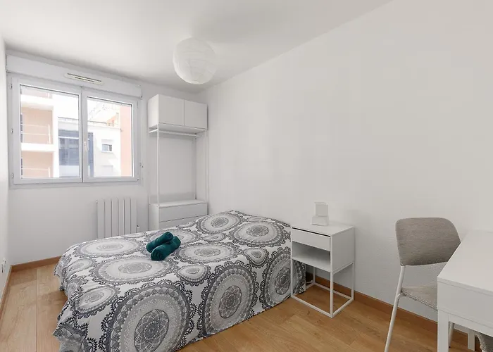 Grand Appartement Rouen Free Parking Prive Gratuit