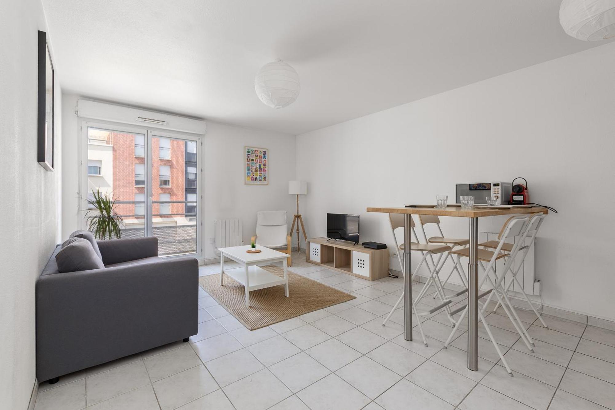 Grand Free Parking Prive Gratuit Appartement